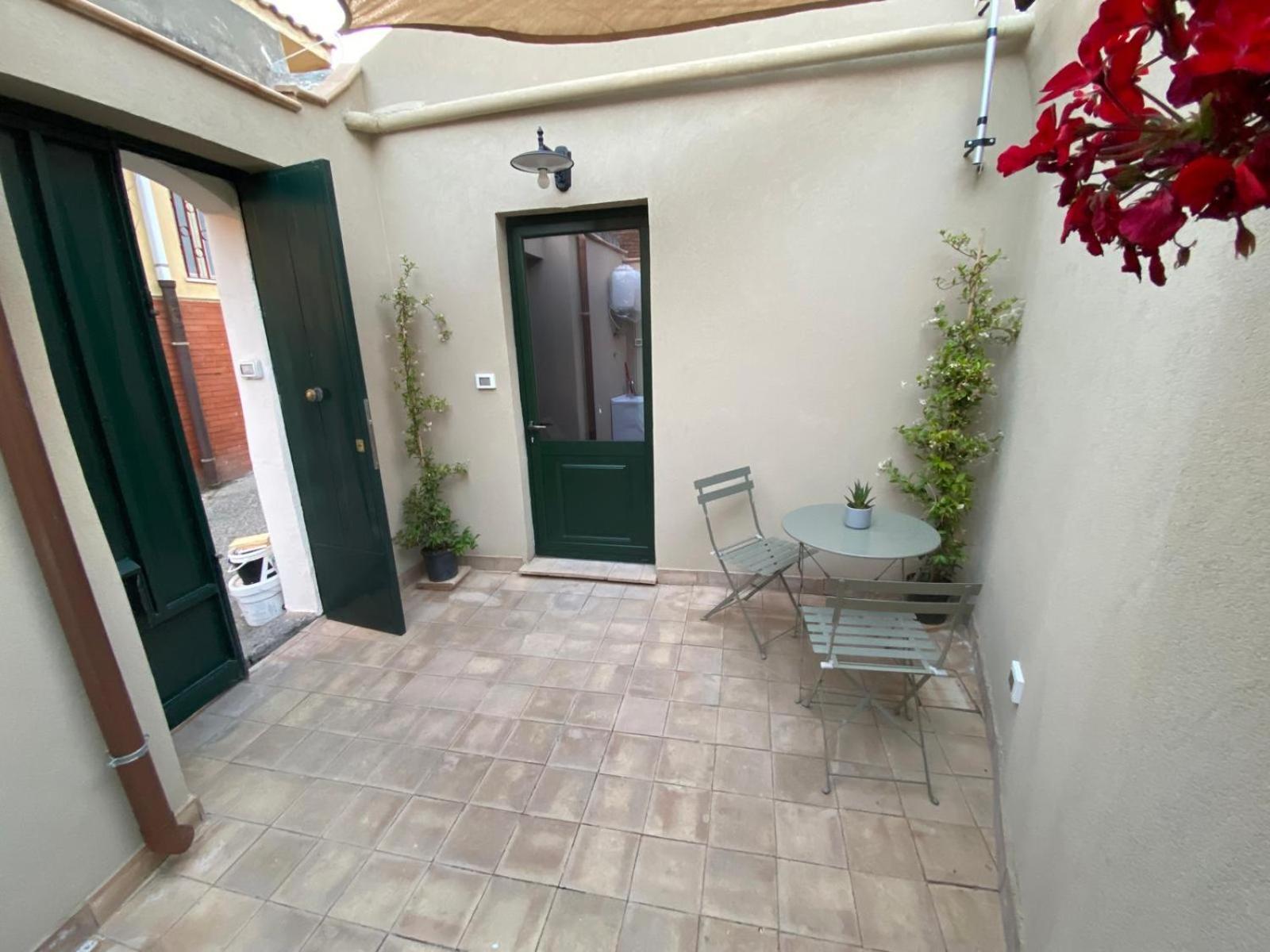 אסראלה Le 2 Volte Casa Vacanza מראה חיצוני תמונה